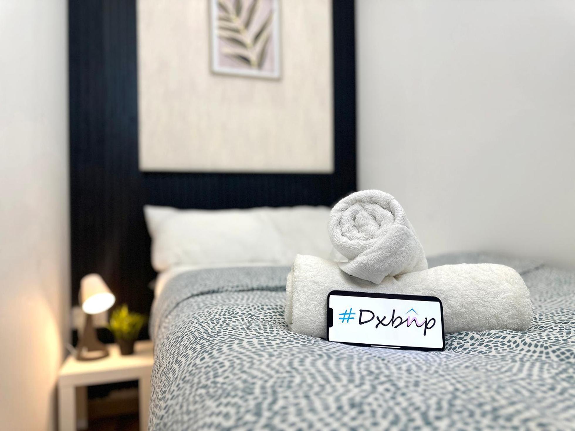 Nomad Partition Room In Barsha Heights 3 Mins To Icm Metro Дубай Экстерьер фото