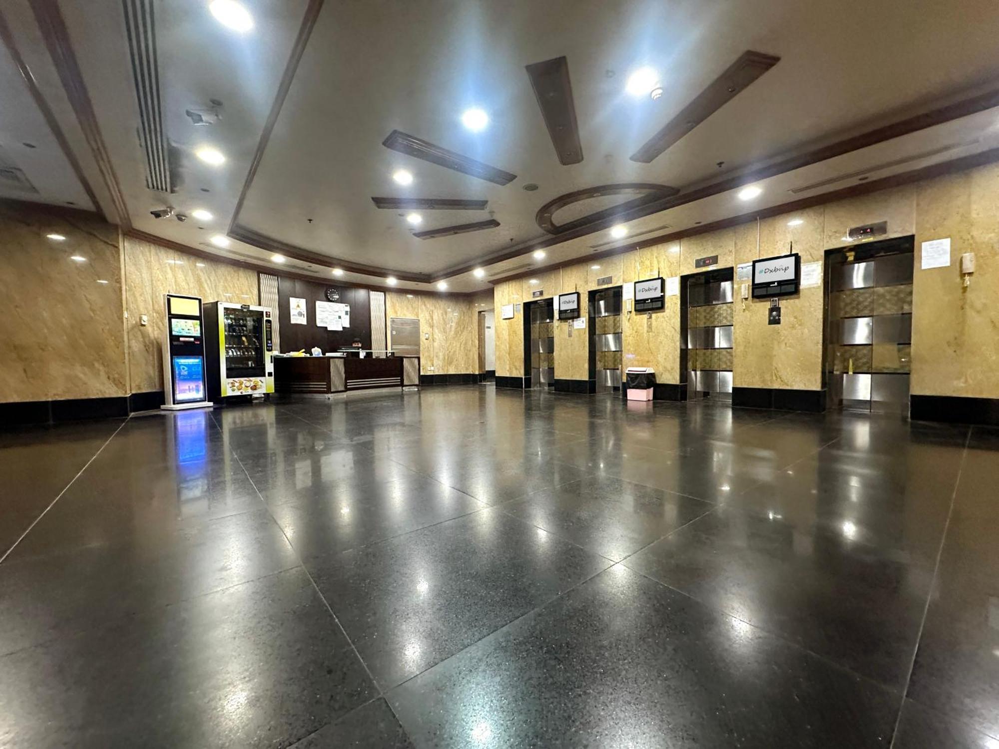 Nomad Partition Room In Barsha Heights 3 Mins To Icm Metro Дубай Экстерьер фото